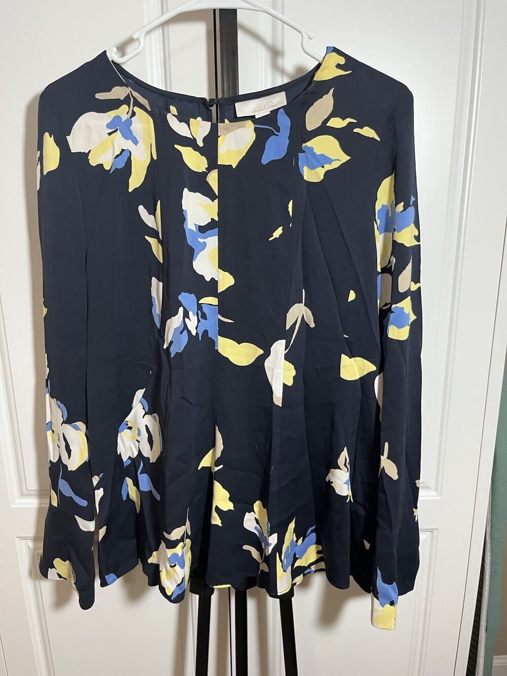 Emerson Rose Bell Sleeve Navy Floral Silk Blouse Size Medium